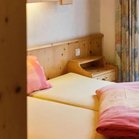 In Near Slopes * Saalbach-Hinterglemm